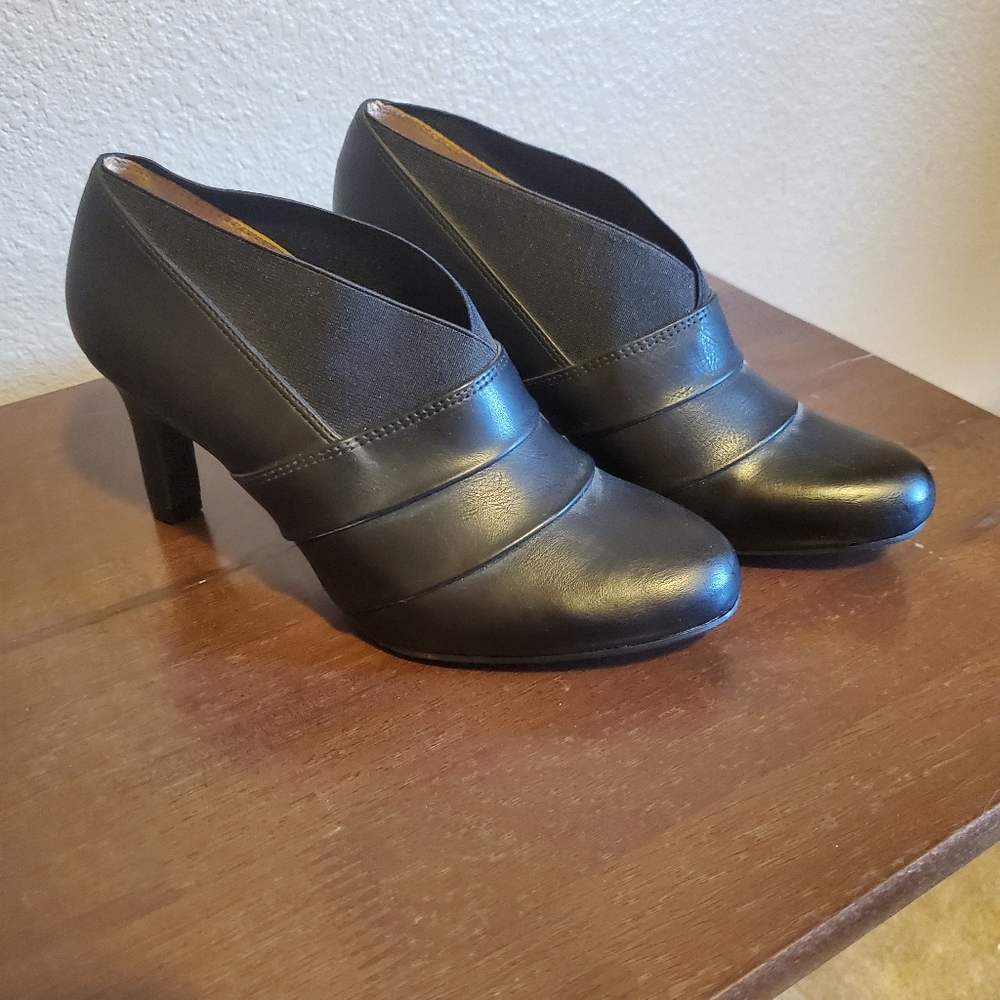 Womens Booties